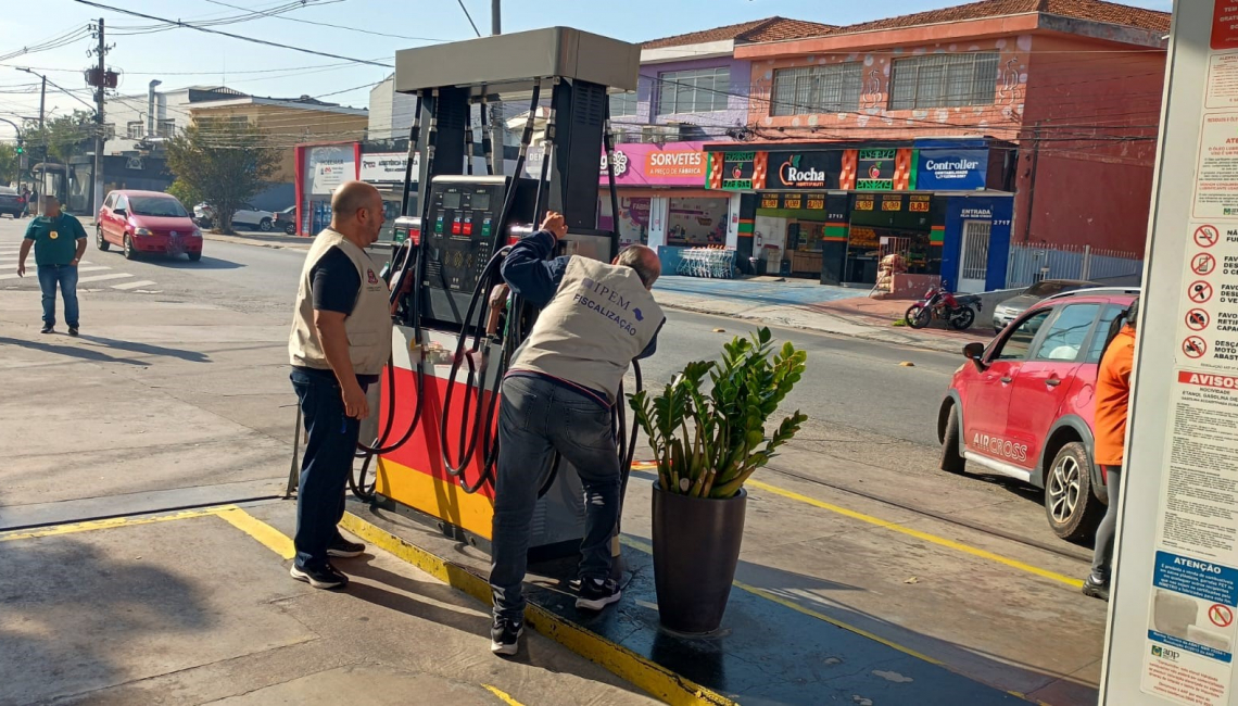 Na capital, Ipem-SP realiza Operação Olhos de Lince em postos de combustíveis